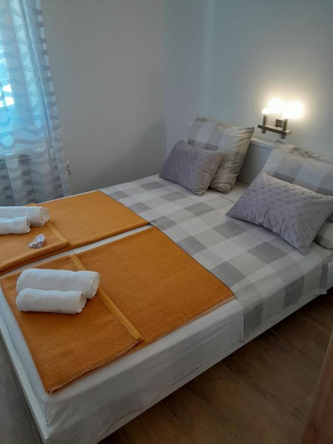Apartment Dean Климно Екстериор снимка