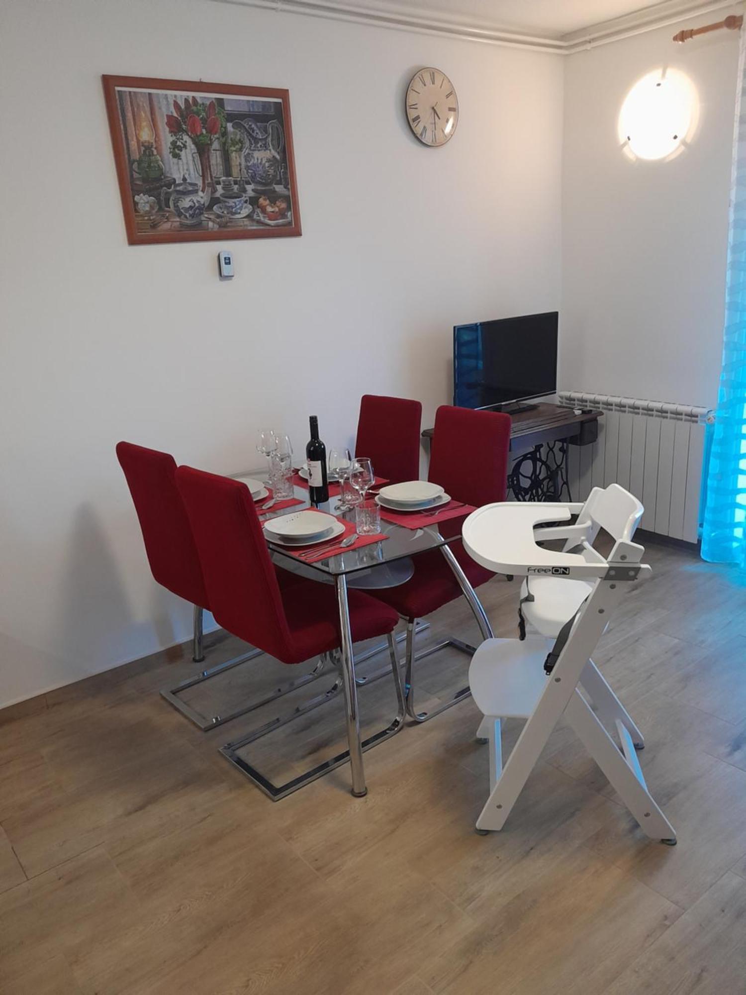 Apartment Dean Климно Екстериор снимка